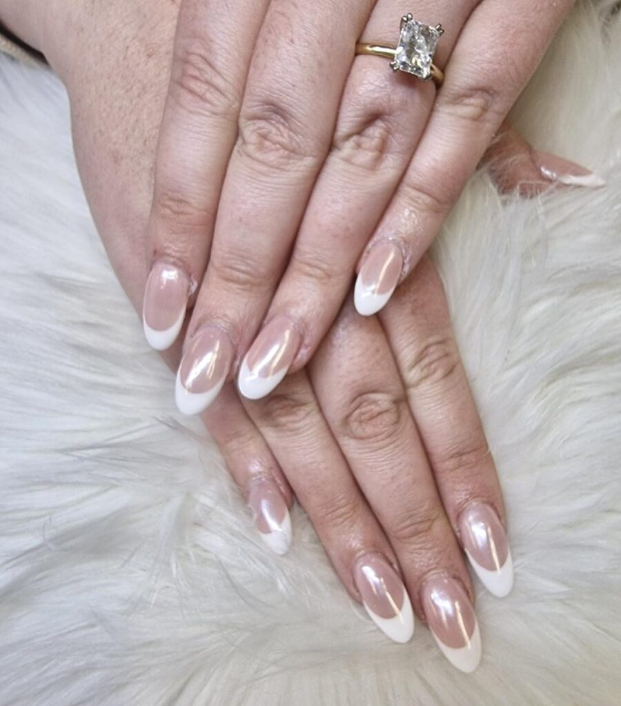 Mismatched Tortoiseshell Nails