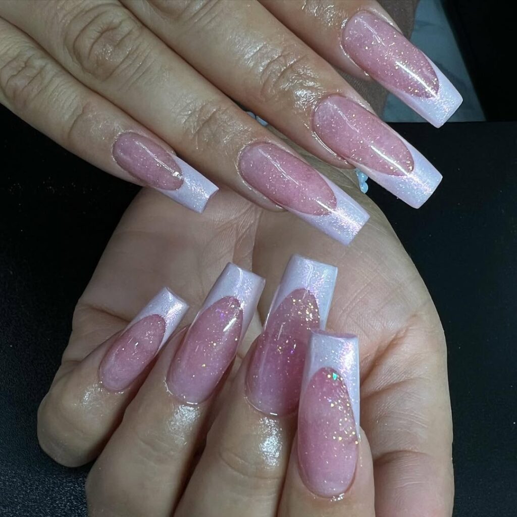What Makes Almond Nails So Popular in 2025
