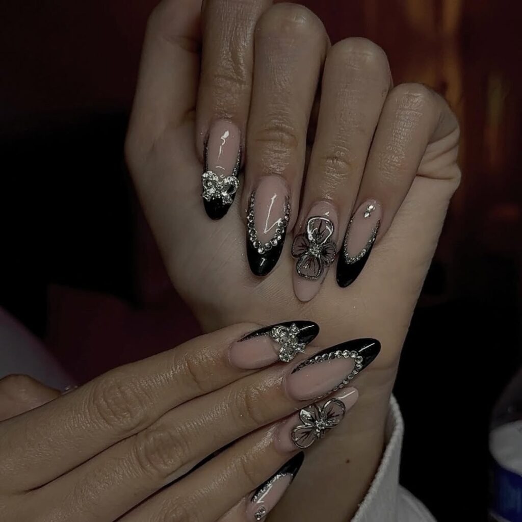 Variety from Simple to Complex Nail Designs