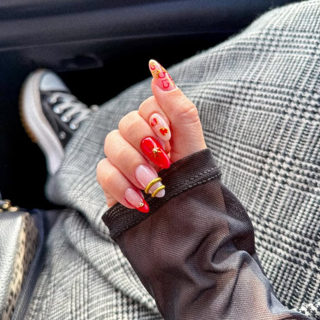 Sweater-Texture Nail Art