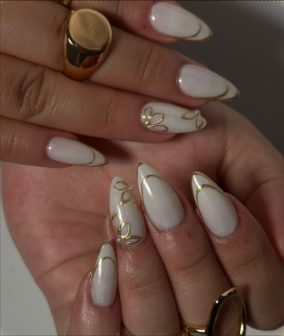 Milky White – Clean & Minimalist