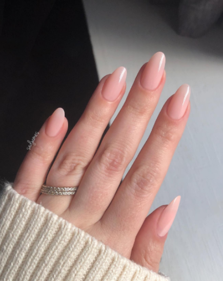 Pink Bubble Bath Nails – Annabel Maginnis